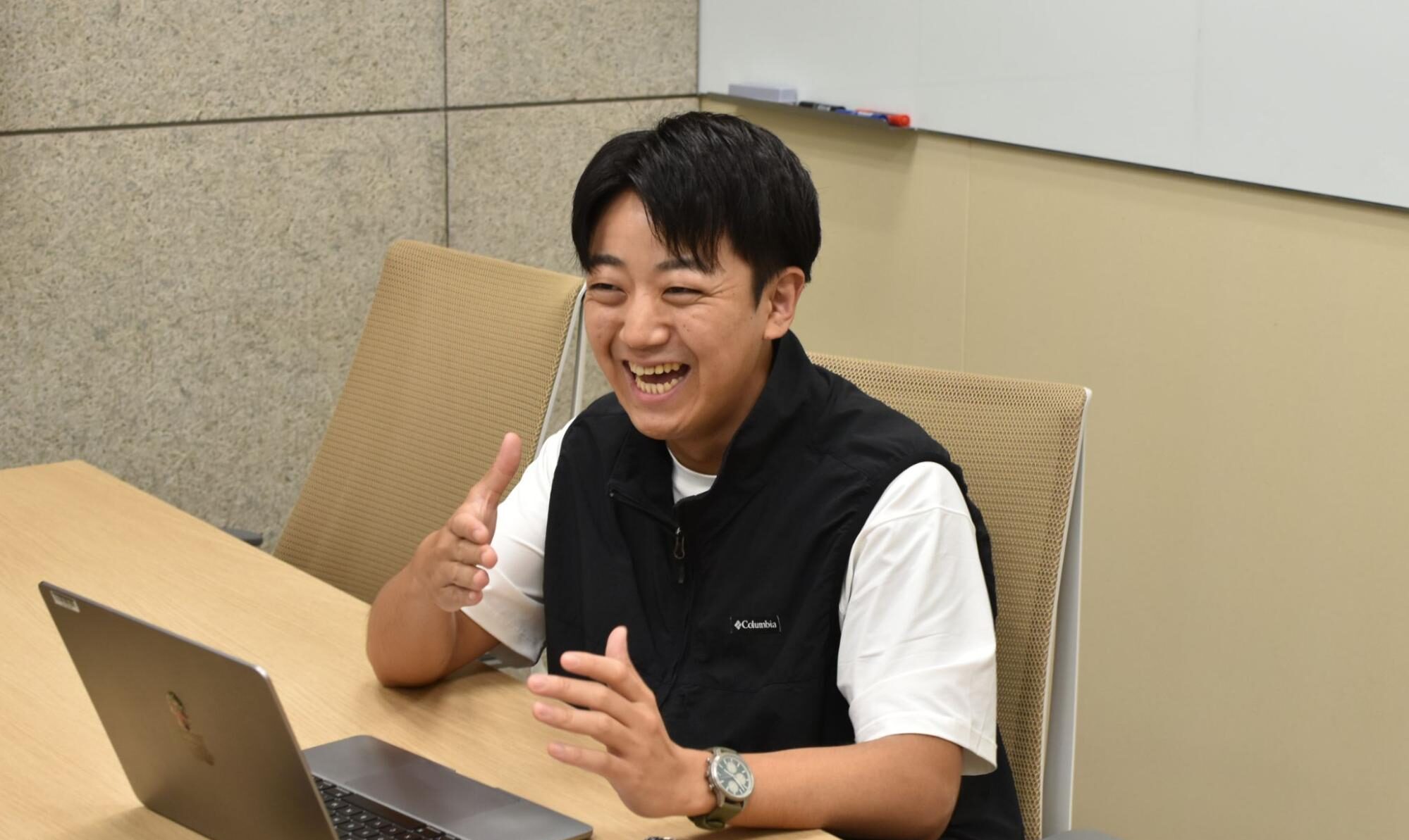 取材に応じる澤田一進氏